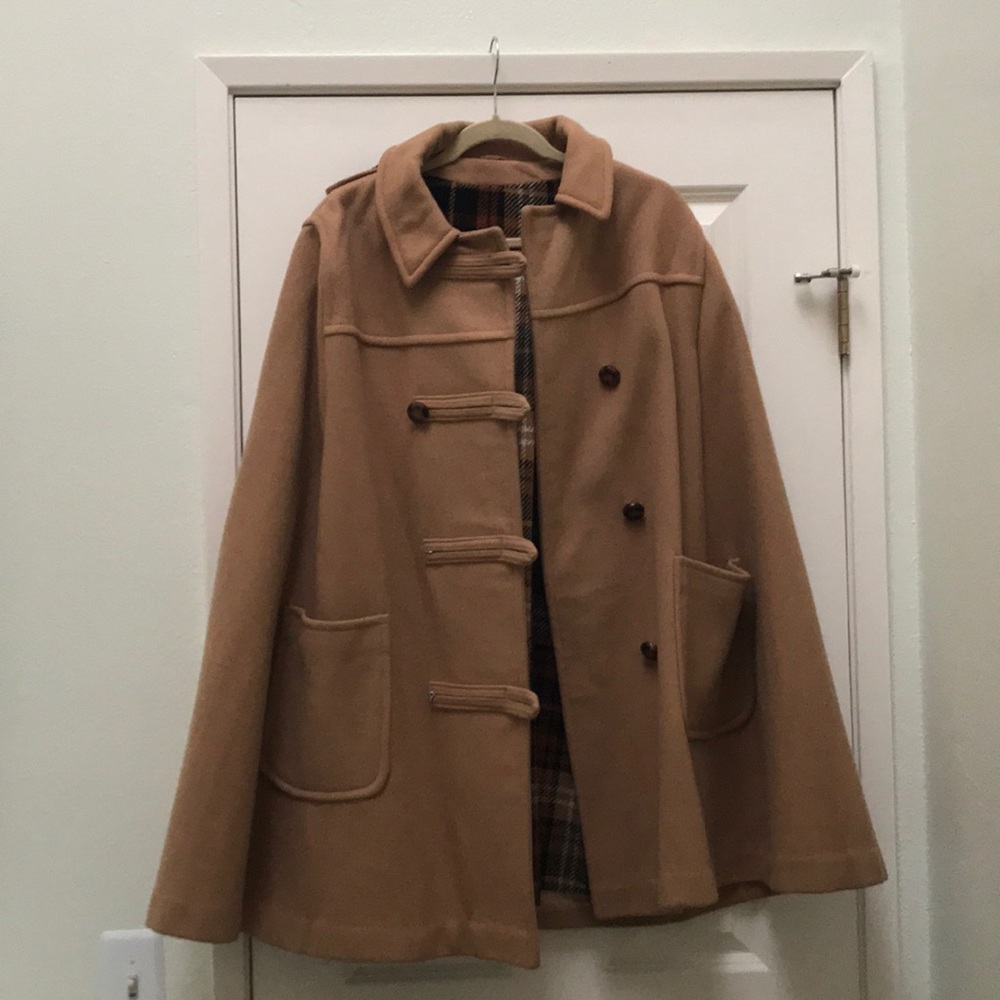 Heavy wool cape with detachable hood